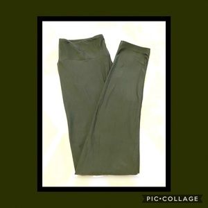 ❤️ 5/$20 Lularoe leggings - OS (one size)